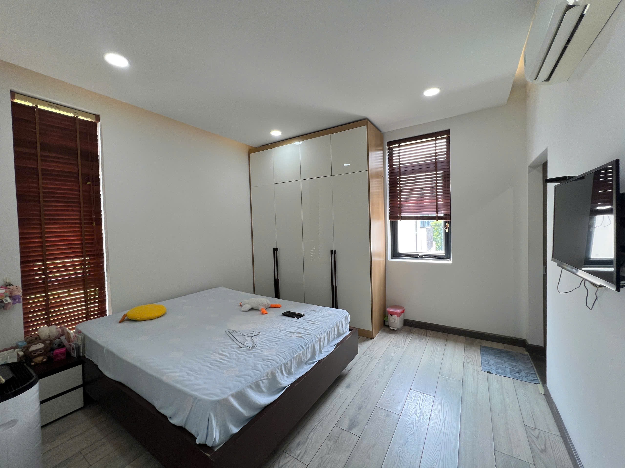 Cần bán Biệt thự Phường Phước Long B, Quận 9, Diện tích 166m², Giá 026 Tỷ 4
