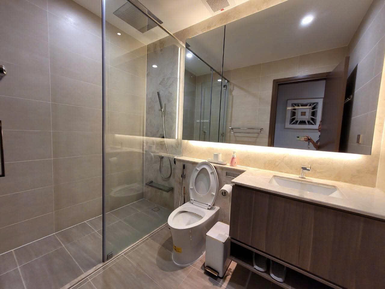 Cần bán Căn hộ chung cư Phường Thủ Thiêm, Quận 2, Diện tích 200m², Giá 40 Tỷ 5