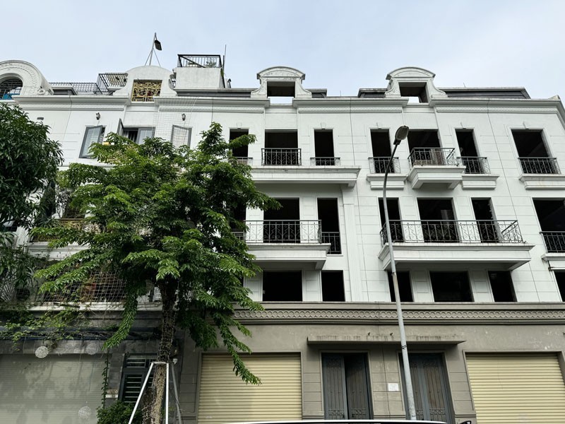 Bán shophouse Hải Phát Trâu Quỳ Gia Lâm 90m2, đường 13m, sát Ủy ban xã và Hồ điều hòa 8