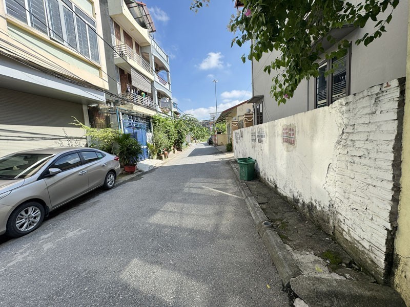 Bán căn góc 137,5m2 nhà 3 tầng lô góc ngõ 999 Bát Khối. Nhà kiến trúc sư siêu đẹp, siêu chắc chắn 4