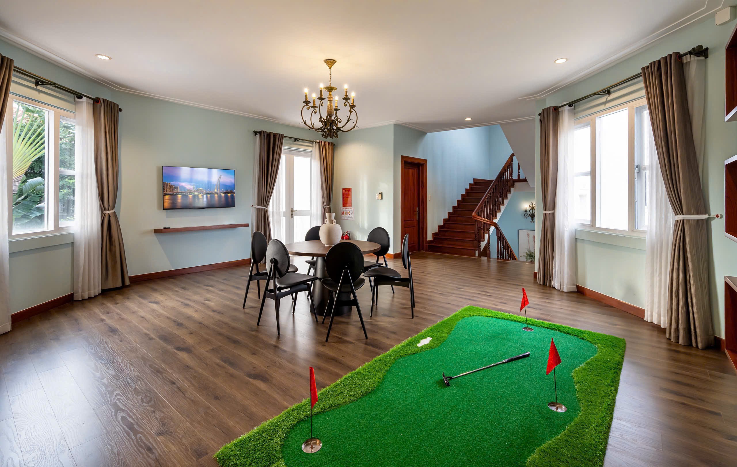 Cho thuê Biệt thự Phường Cát Lái, Quận 2, Diện tích 300m², Giá Thương lượng