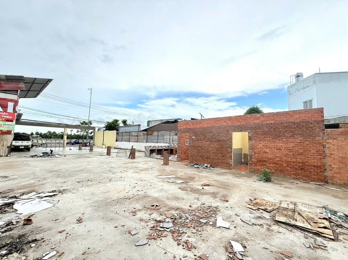 Cho thuê Nhà mặt tiền đường Tầm Vu, Phường Hưng Lợi, Diện tích 800m², Giá 60 Triệu/tháng
