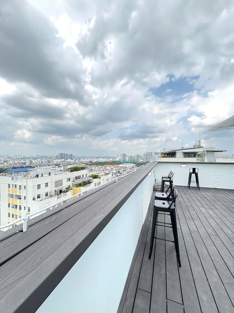 Cho thuê Căn hộ chung cư Phường Phú Mỹ, Quận 7, Diện tích 300m², Giá Thương lượng 17
