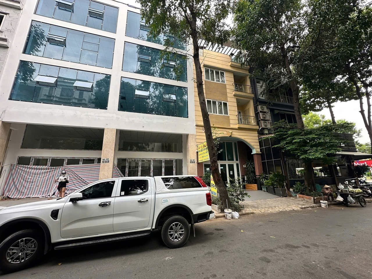 Cho thuê Văn phòng Phường Phú Mỹ, Quận 7, Diện tích 222m², Giá Thương lượng