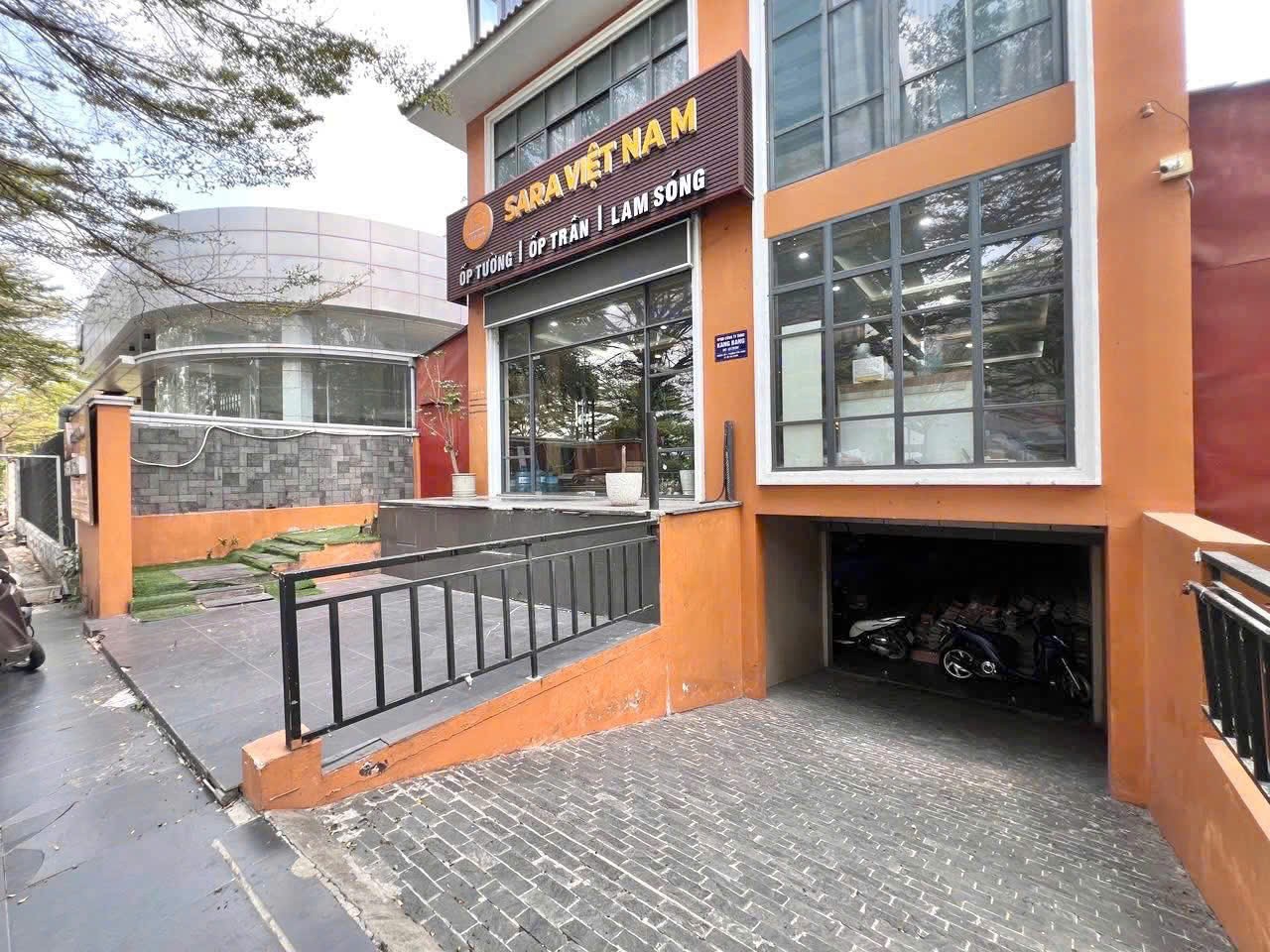 Cho thuê Văn phòng Quận 7, Hồ Chí Minh, Diện tích 225m², Giá 75 Triệu/tháng 7