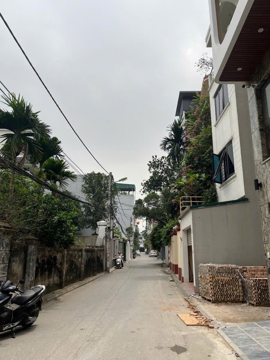 BÁN ĐẤT NGỌC THUỴ LONG BIÊN Ô TÔ TRÁNH ĐẤT VUÔNG ĐẸP 2