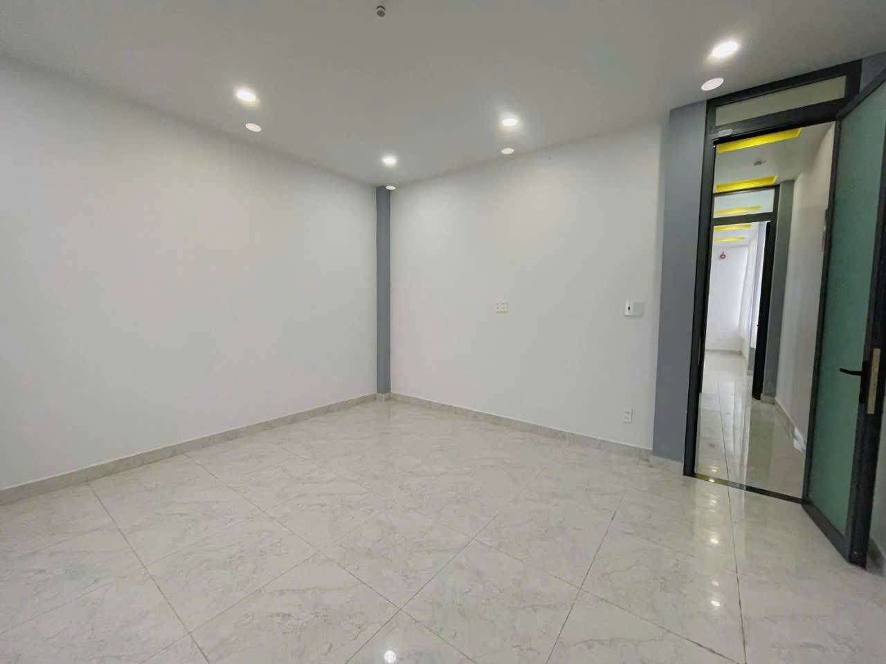Bán nhà mặt tiền tỉnh lộ 835C , xã Phước Lợi dt 180m2 , 1 lầu , 2pn,2wc giá 2,85 tỷ 4