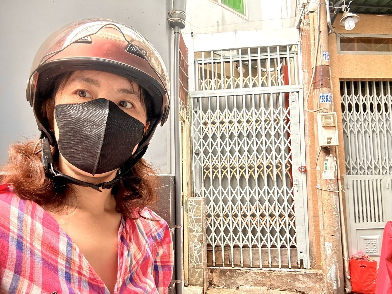 BÁN NHÀ Đ.ĐOÀN VĂN BƠ- 5 TẦNG- TƯƠNG LAI RA MT XE TẢI- LƯU THÔNG TÔN ĐẢN- VĨNH KHÁNH- NGUYỄN TẤT 1