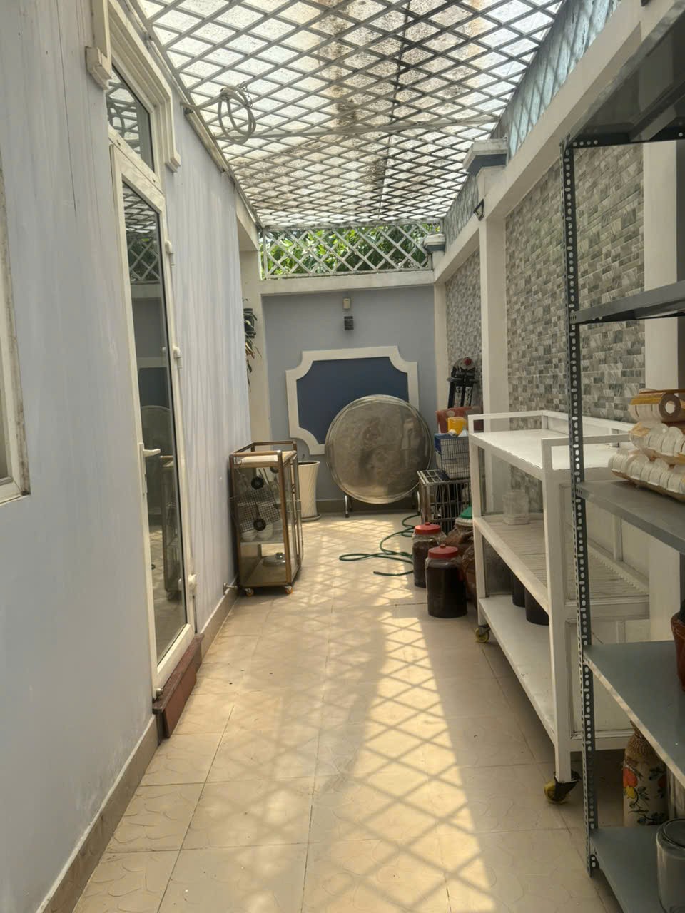 Cho thuê Biệt thự Quận 9, Hồ Chí Minh, Diện tích 180m², Giá 045 Triệu/tháng 4