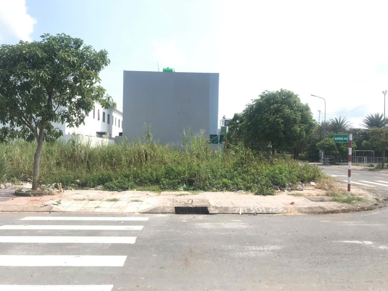 Bán đất góc 2 mặt tiền the Sol City, xã Long Thượng, Cần Giuộc dt 162m2 full thổ giá chốt 5,5 tỷ