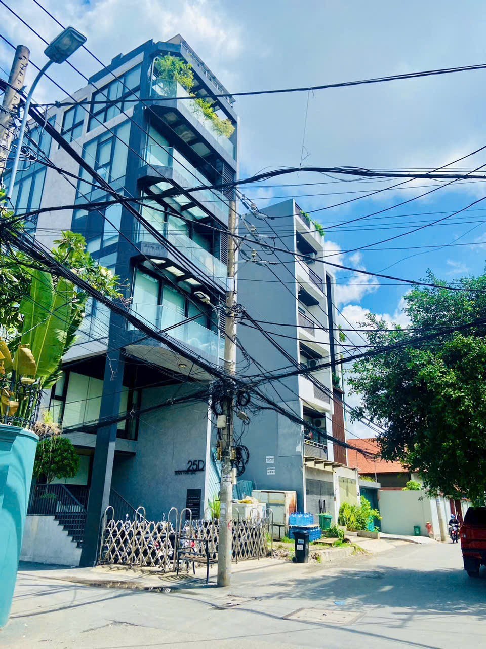 Cần bán Nhà mặt tiền Phường Thảo Điền, Quận 2, Diện tích 99m², Giá Thương lượng