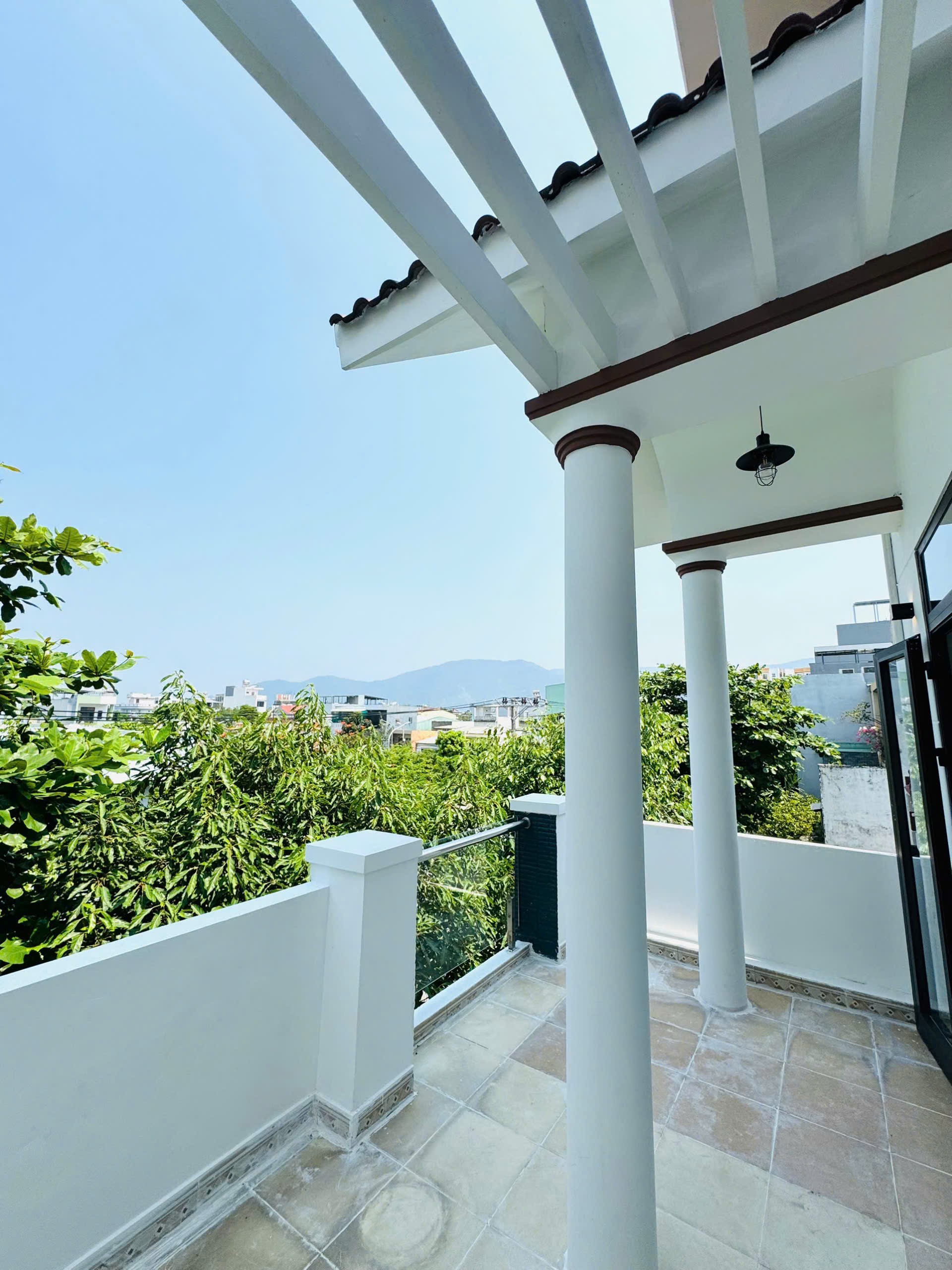 NHÀ ĐẸP 3 TẦNG - LÝ ĐẠO THÀNH – SƠN TRÀ, 100M2 -11,X TỶ 5