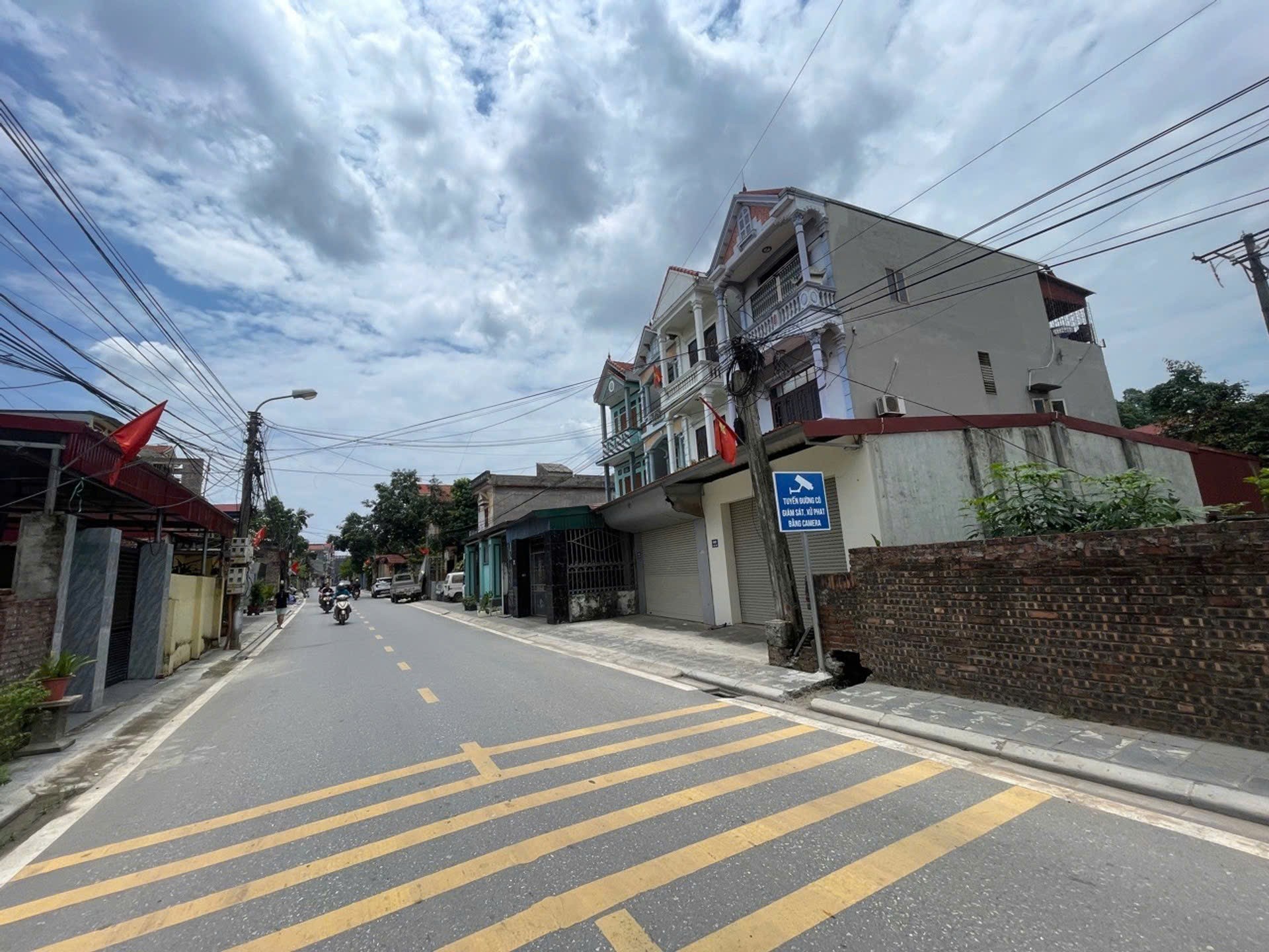 Cần bán 93m đất thổ cư mặt đường trục chính thôn Phú Hữu- Thanh Lâm- Mê Linh( cũ) sẵn sổ giao dịch 2