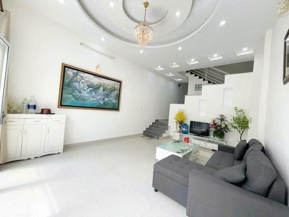 Cho thuê nhà nguyên căn KQH Trần Anh Tông, P.8, Đà Lạt: 3