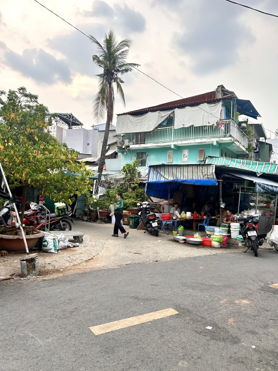 SIÊU PHẨM MẮT TIỀN THỤC- 114M2 NGANG 7M*15M- XE HƠI VÀO NHÀ Đ.TÔN THẤT THUYẾT NGAY CÔNG VIÊN 3