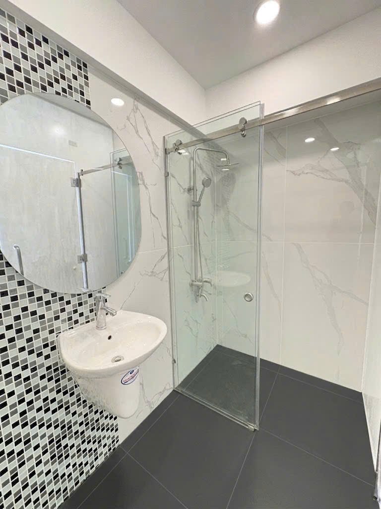 Cho thuê Biệt thự Quận 7, Hồ Chí Minh, Diện tích 300m², Giá Thương lượng 9