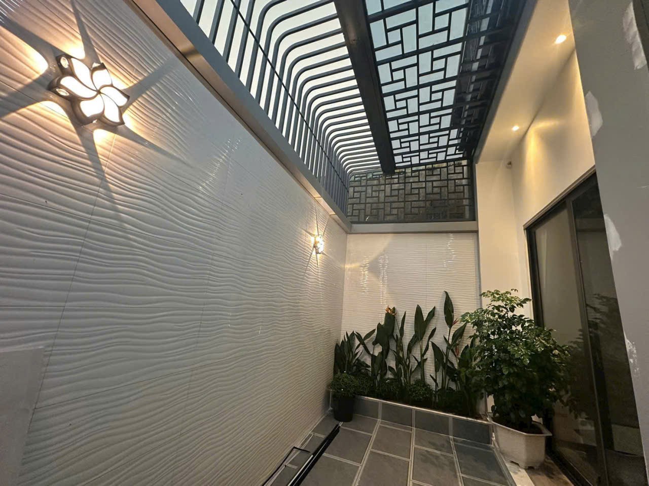 Bán nhà mới thiết kế hiện đại mt Bàu Giã,  Phước Vĩnh An , dt 112m2 1 lầu,3pn,3wc giá 4,568 tỷ 10