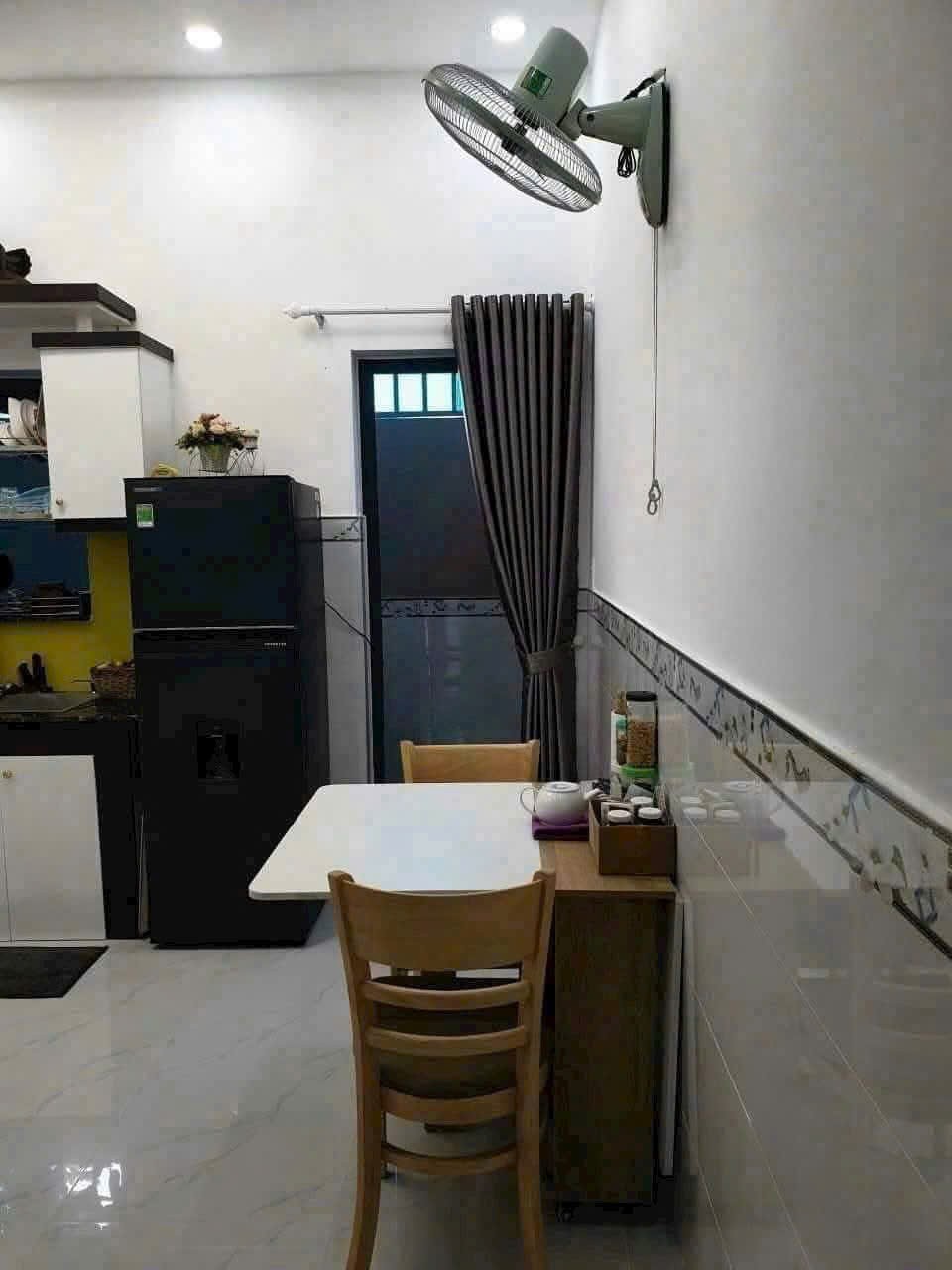Bán nhà kdc Thắng lợi Centra Hill dt 62m2 , 2 lầu ,3pn,3wc, sân thượng , hướng Tây Bắc giá 3,2 tỷ 6