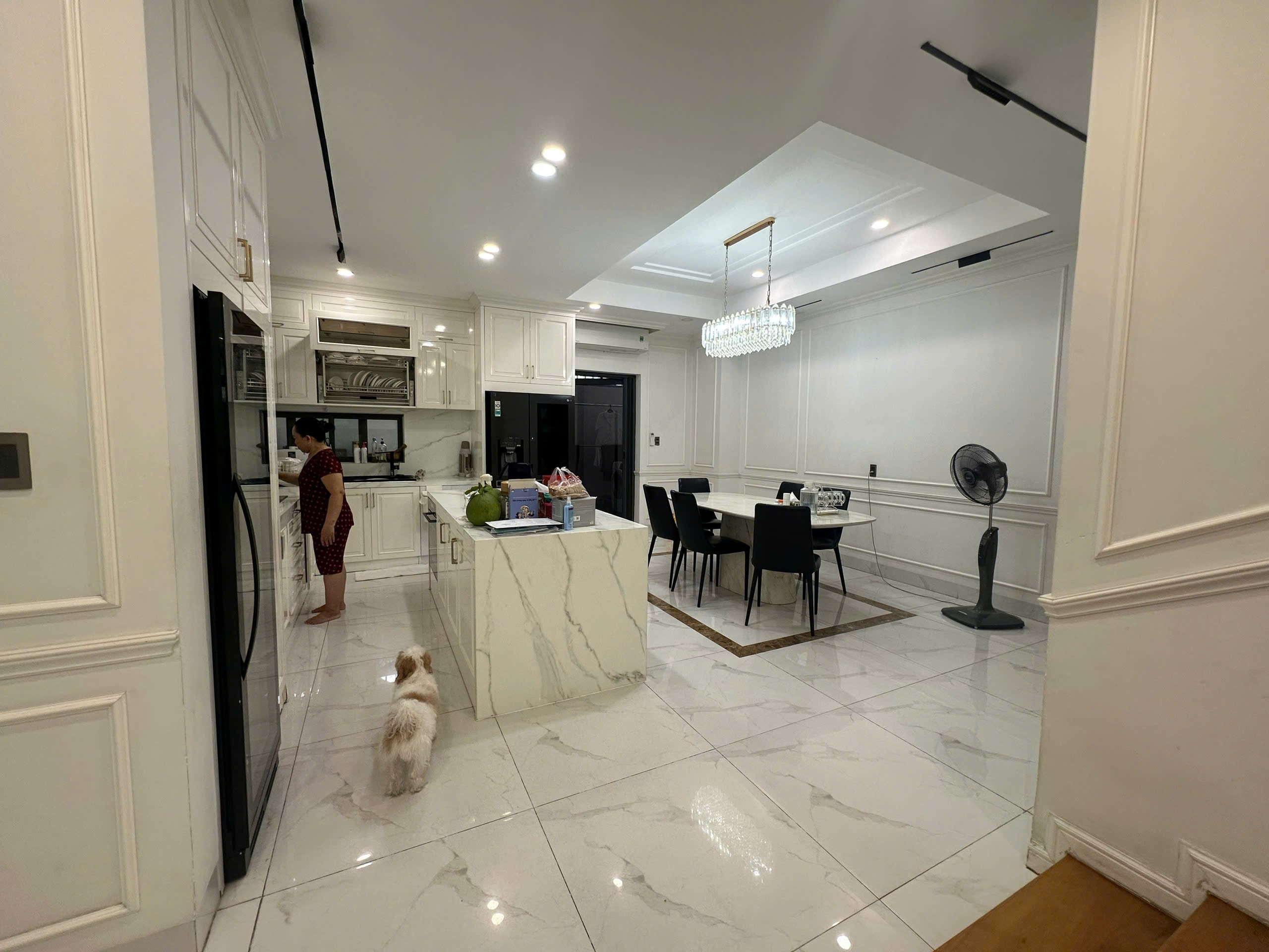 Cho thuê Biệt thự Phường Thủ Thiêm, Quận 2, Diện tích 180m², Giá 100 Triệu/tháng 2