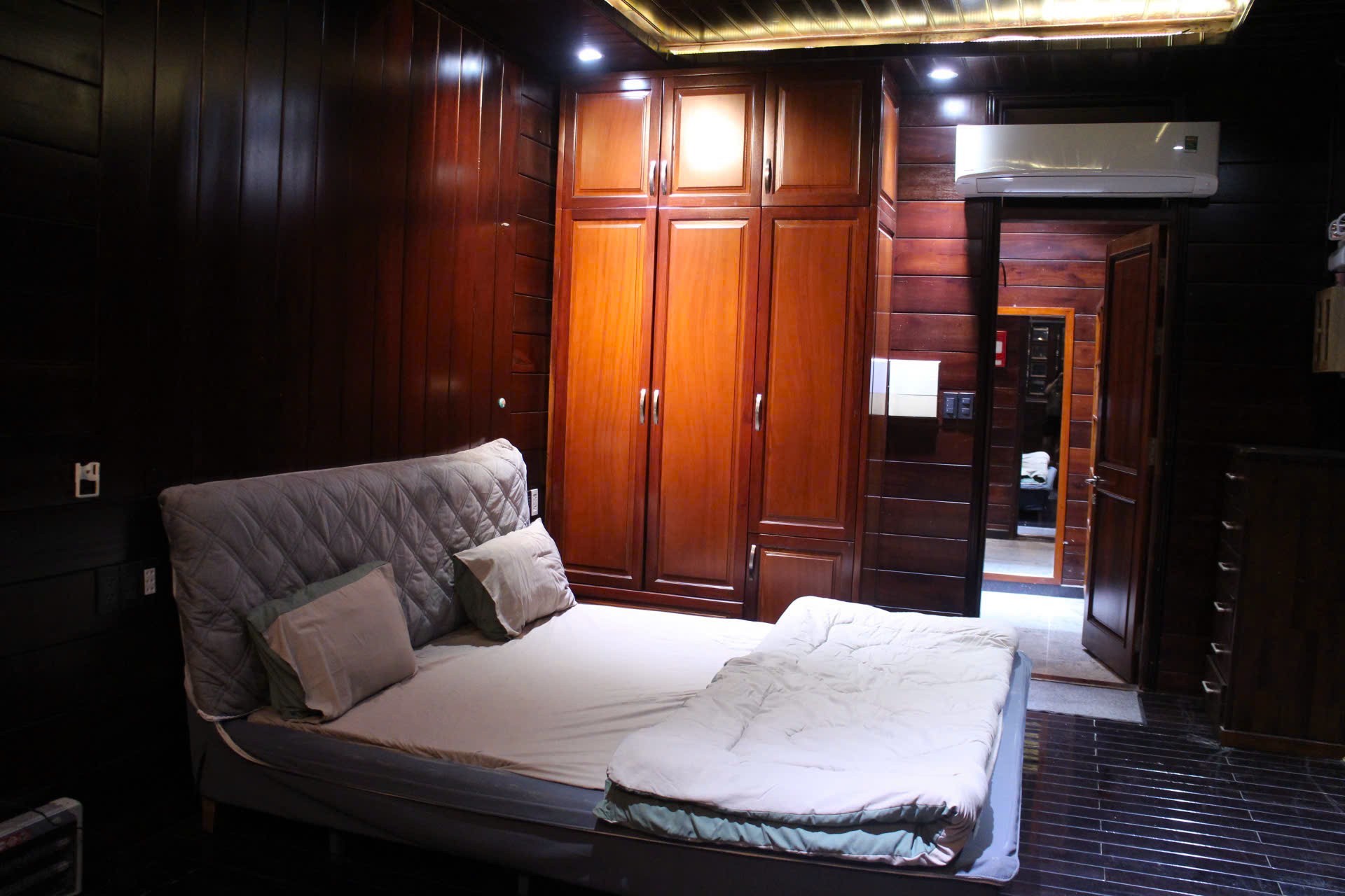 Cho thuê Nhà mặt tiền Phường Long Trường, Quận 9, Diện tích 2000m², Giá 130 Triệu/tháng 8