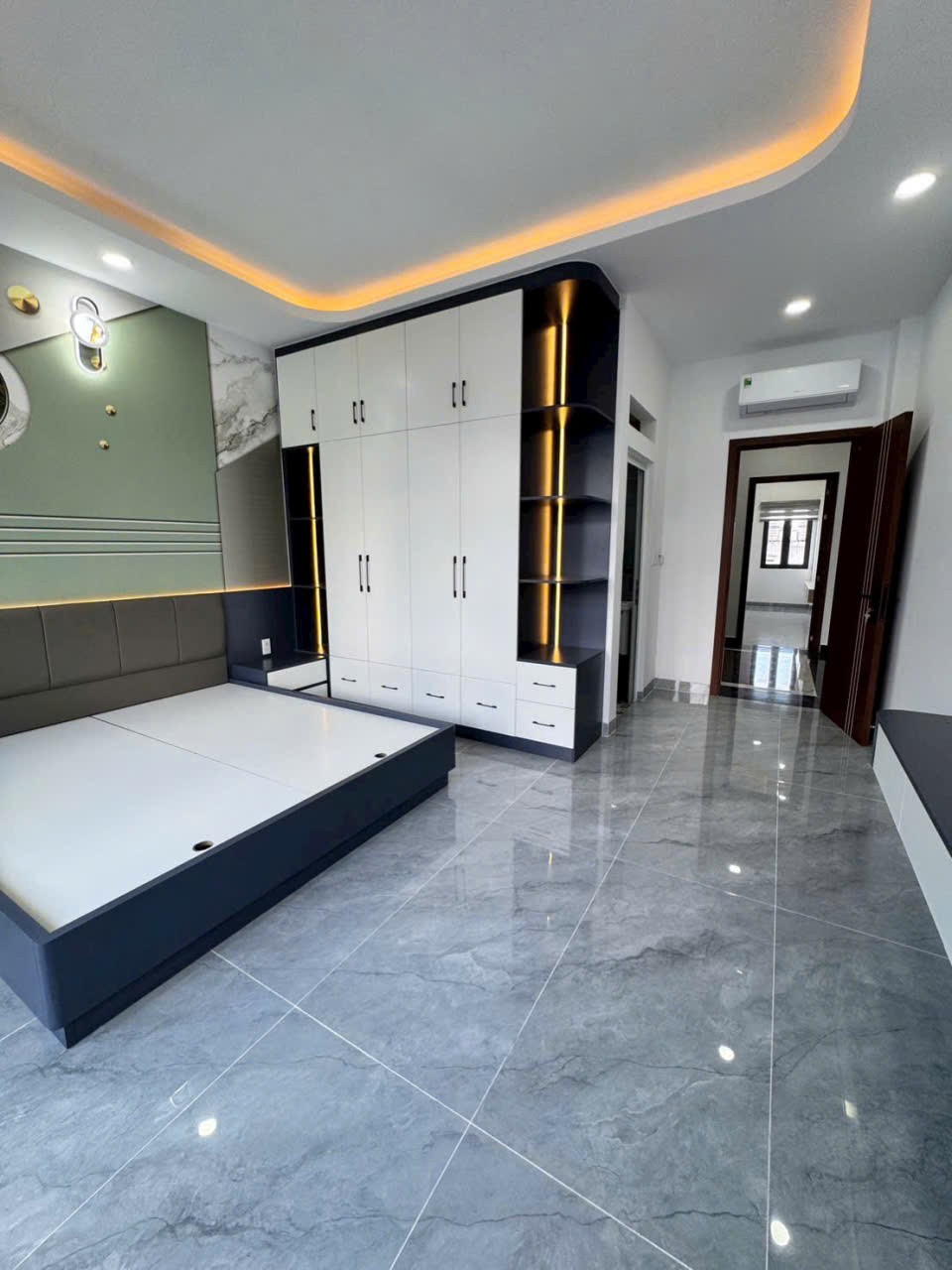 Bán nhà hẻm đường số 3, Bình Hưng Hòa , dt 85,5m2 , 4 lầu , 5pn,5wc giá 8,3 tỷ 6