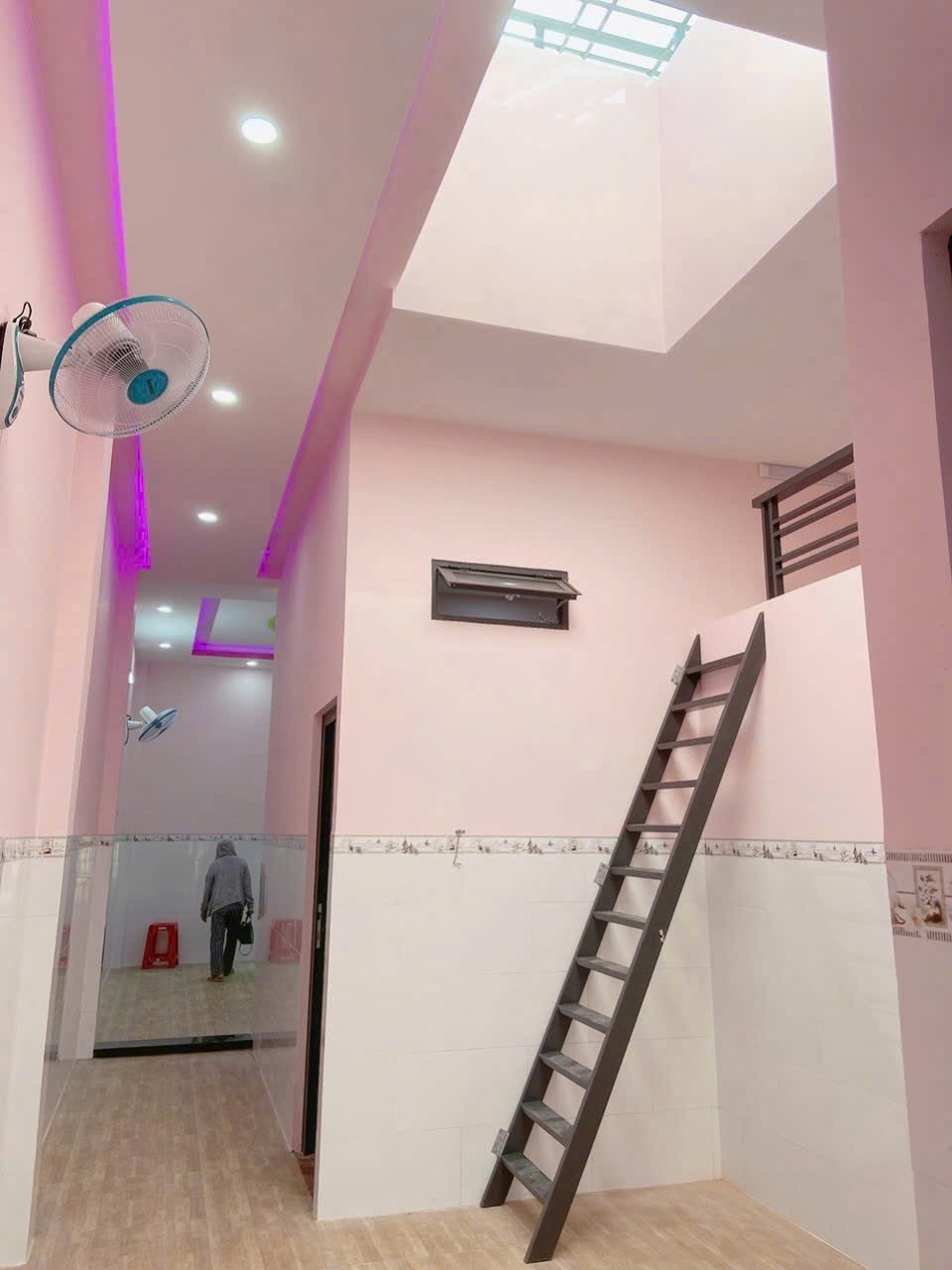 Bán 2 nhà mới xây, // Sông Lu ,Hòa Phú 163m2 full thổ , 2pn, 2wc , hướng đông, hoàn công giá 2,2 tỷ 5