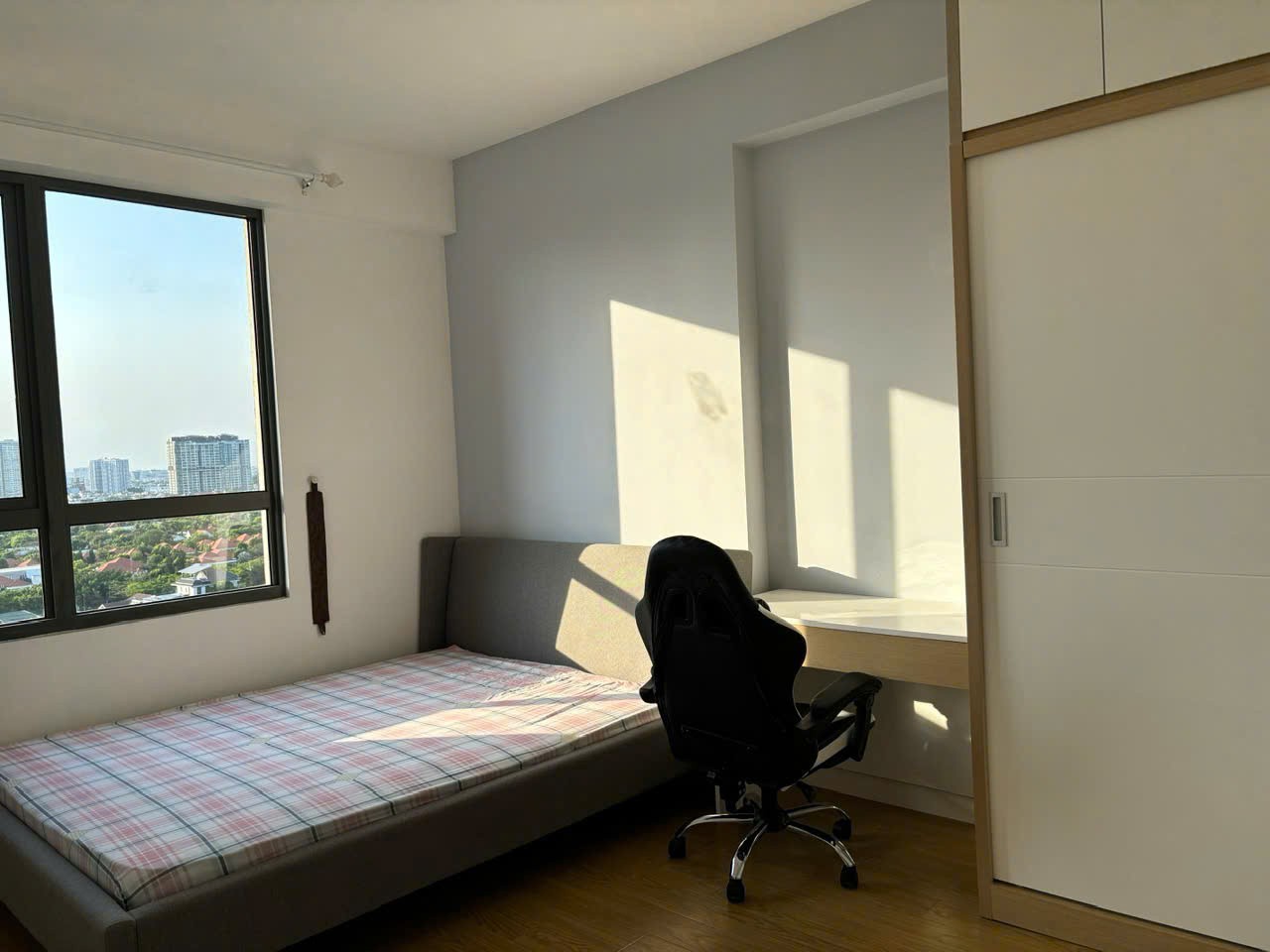 Cần bán Căn hộ chung cư Phường Thảo Điền, Quận 2, Diện tích 100m², Giá Thương lượng