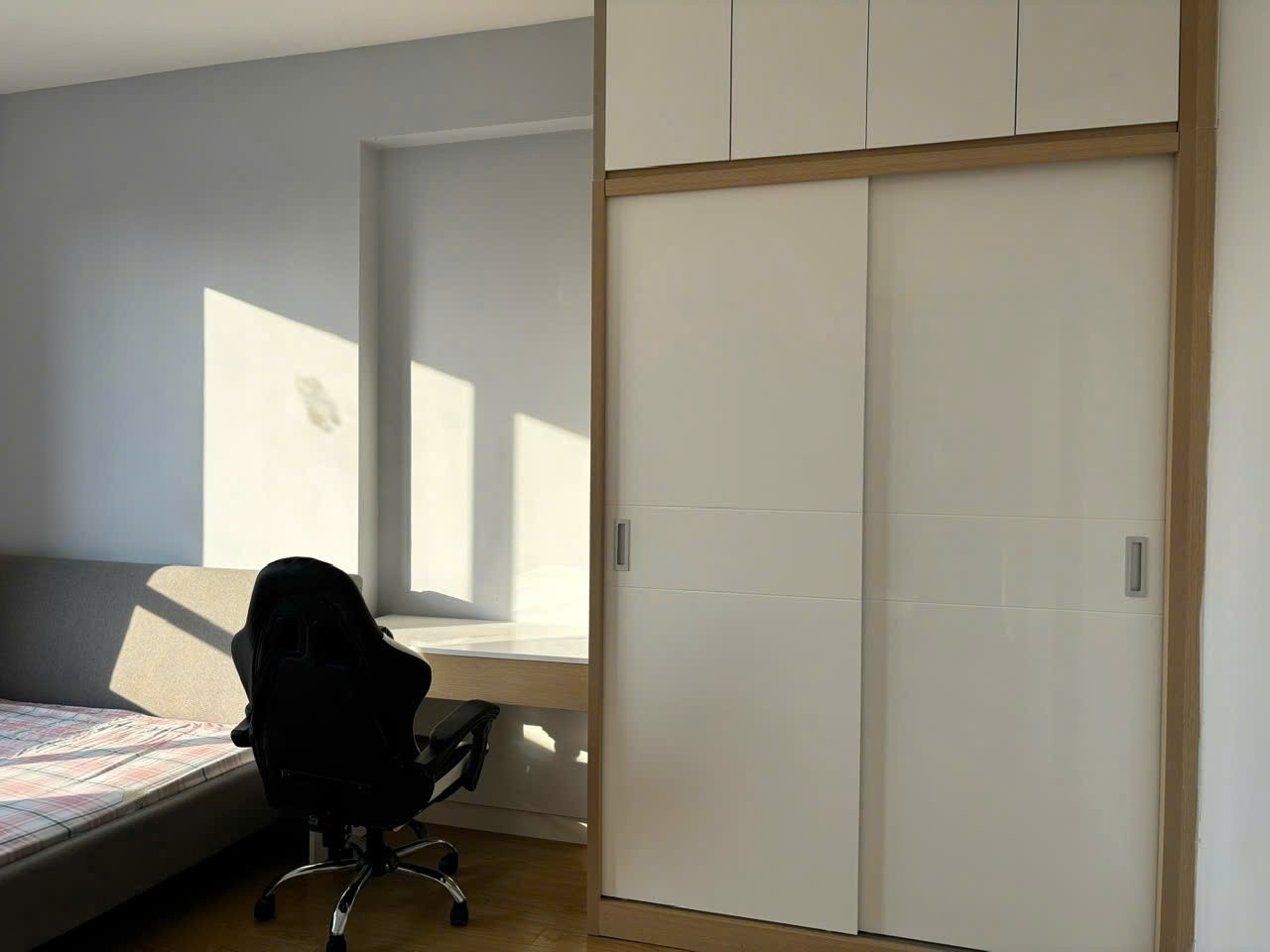 Cần bán Căn hộ chung cư Phường Thảo Điền, Quận 2, Diện tích 100m², Giá Thương lượng 3
