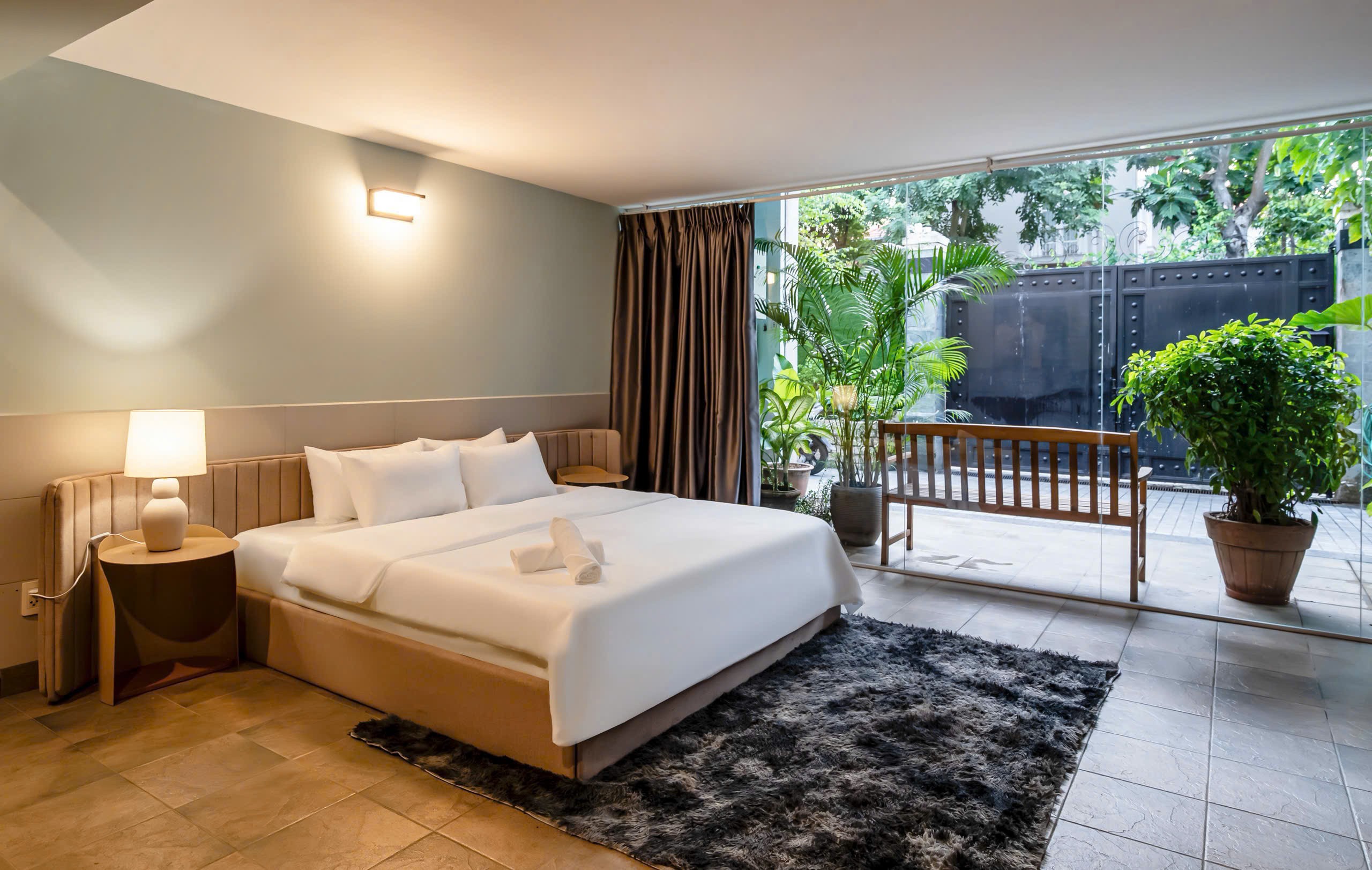 Cho thuê Biệt thự Phường Cát Lái, Quận 2, Diện tích 200m², Giá Thương lượng 4