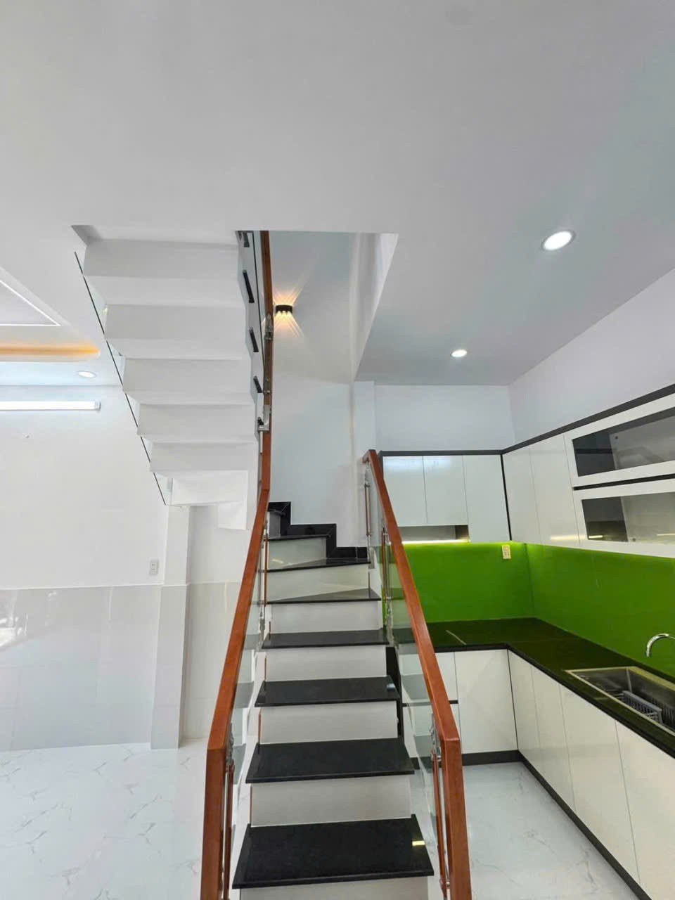Bán nhà mới xây hẻm đường số 1C , Bình Hưng Hòa A dt 32m2 , 1 lầu 2pn,2wc giá 3,95 tỷ 7