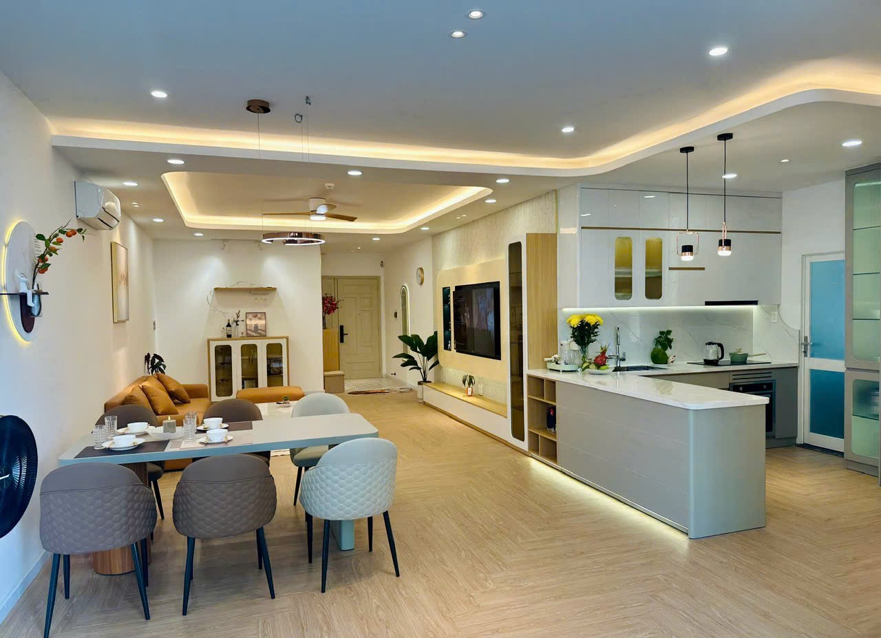 Cần bán Căn hộ chung cư Quận 7, Hồ Chí Minh, Diện tích 124m², Giá 6.6 Tỷ