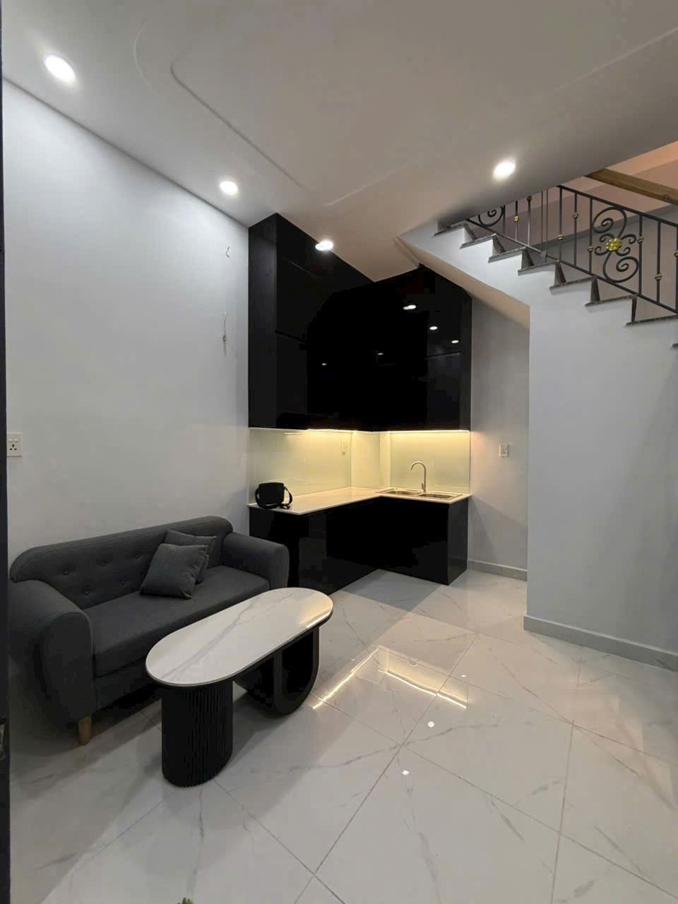 Bán nhà hẻm Nguyễn Quang Diệu, p Tân Quý, Tân Phú dt 16,8m2 , 2 lầu ,2pn,3wc giá 2,95 tỷ 6