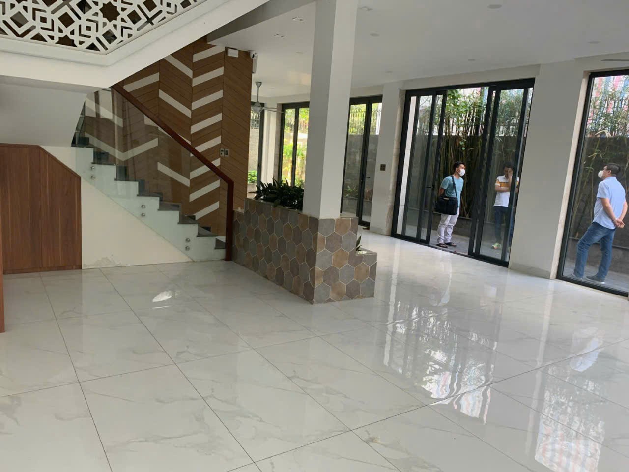 Cần bán Nhà mặt tiền Phường Phước Long B, Quận 9, Diện tích 177m², Giá 21 Tỷ