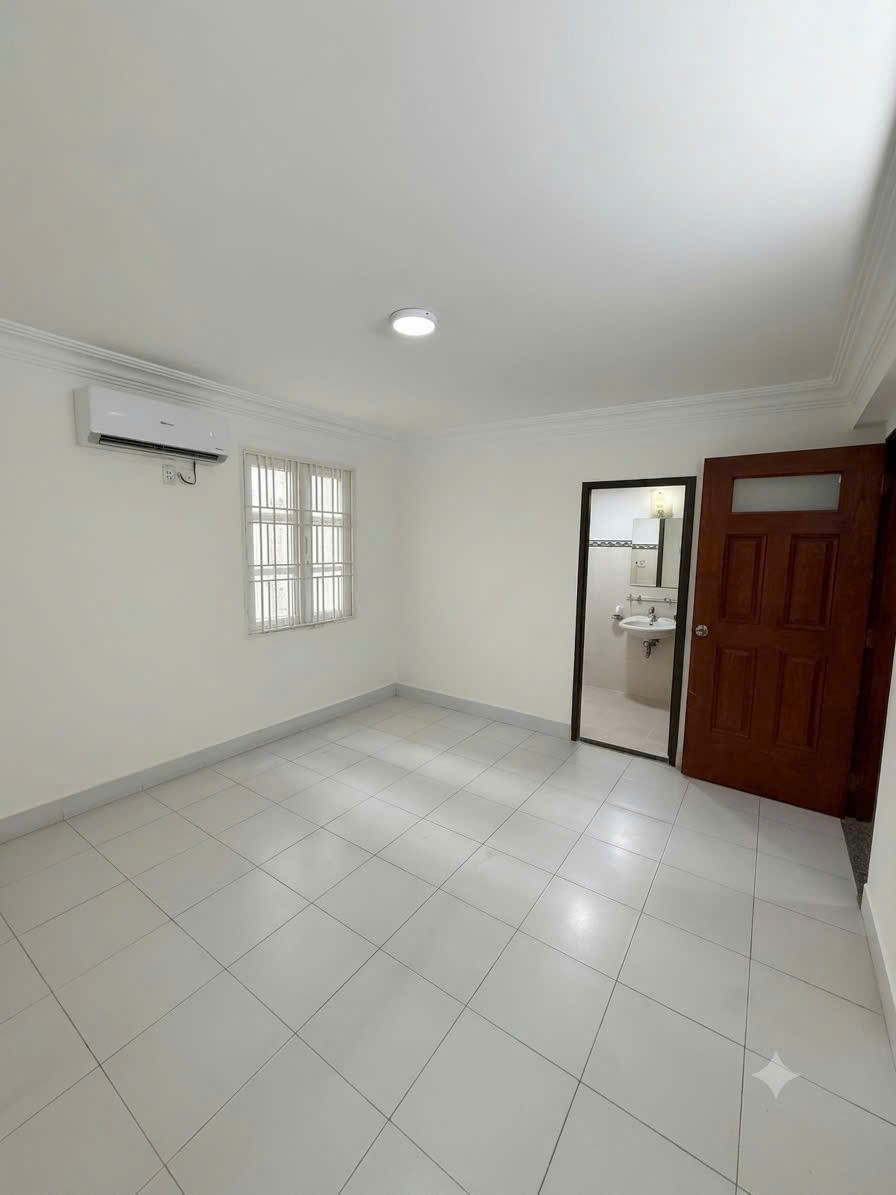 Cho thuê Biệt thự Phường An Khánh, Quận 2, Diện tích 380m², Giá Thương lượng 2