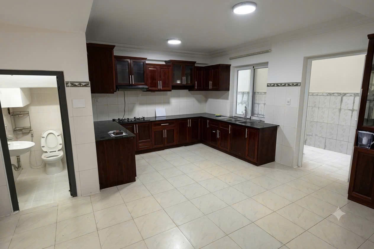 Cho thuê Biệt thự Phường An Khánh, Quận 2, Diện tích 380m², Giá Thương lượng 9