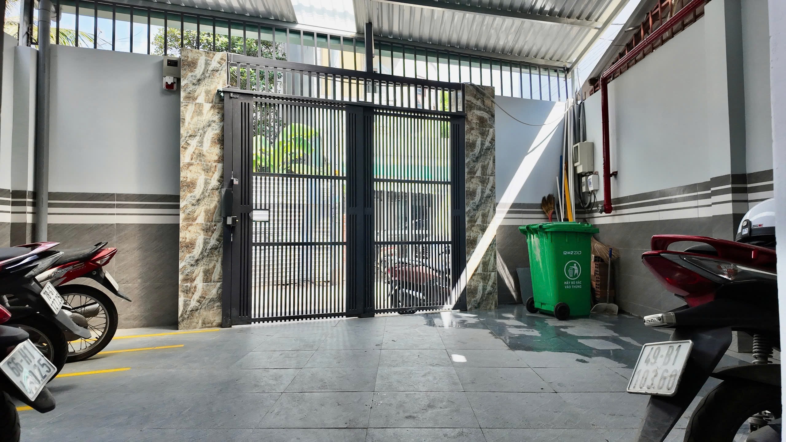Cần bán Nhà mặt tiền Phường Phước Long B, Quận 9, Diện tích 131m², Giá 21 Tỷ