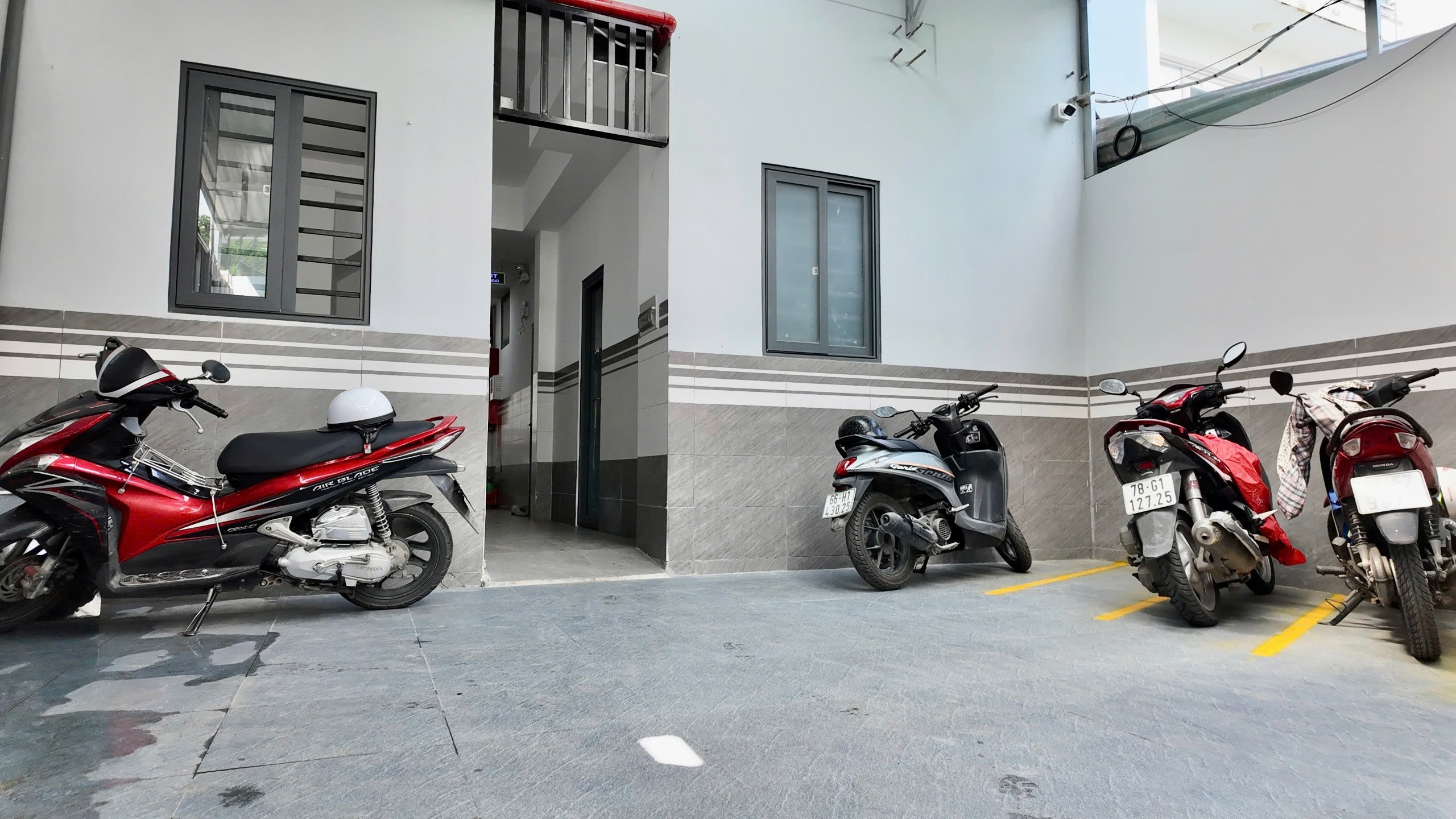 Cần bán Nhà mặt tiền Phường Phước Long B, Quận 9, Diện tích 131m², Giá 21 Tỷ 9