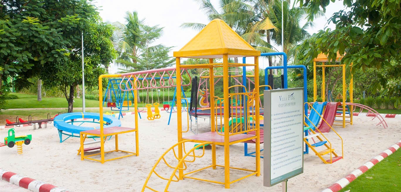 Cho thuê Biệt thự Phường Phú Hữu, Quận 9, Diện tích 193m², Giá Thương lượng 3