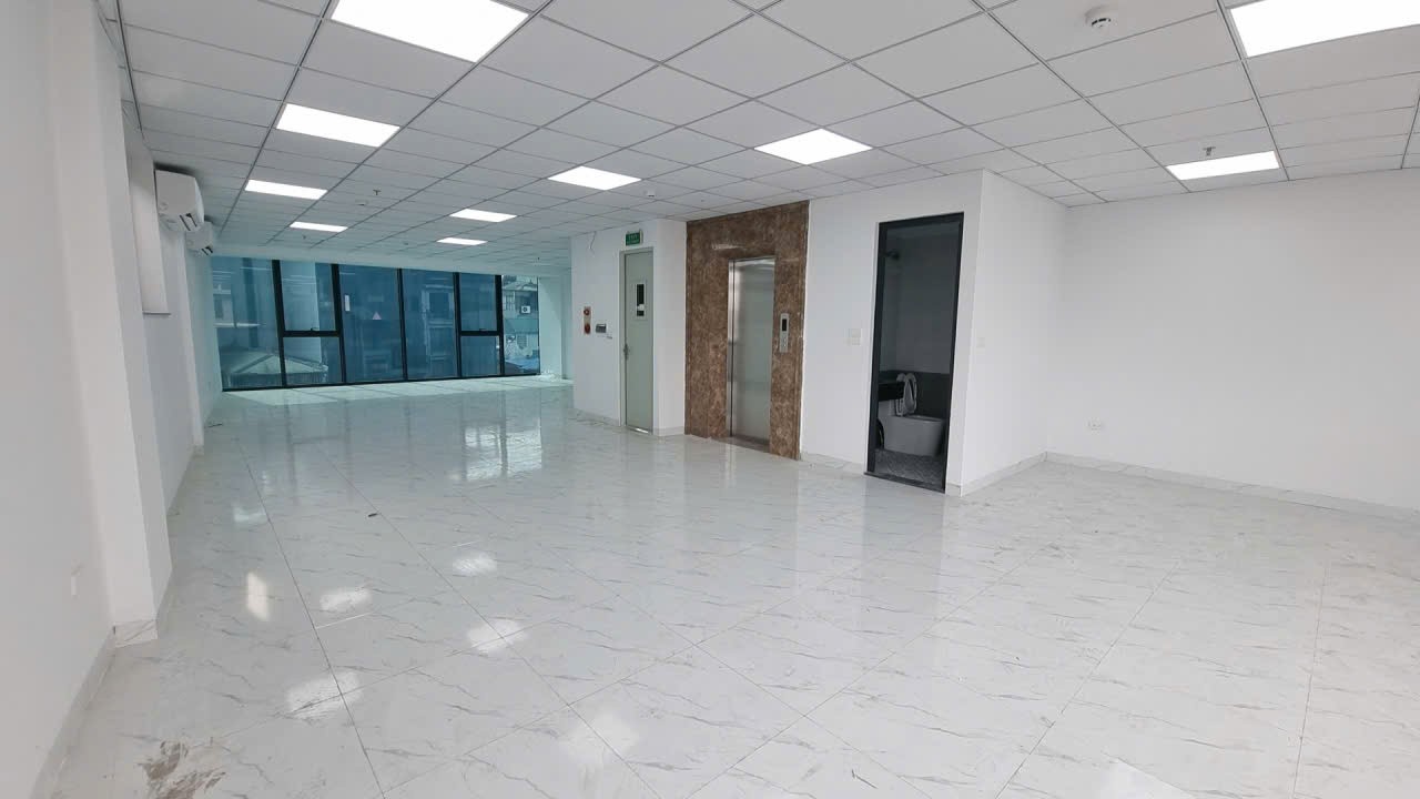 Cần cho thuê sàn vp 100m mặt phố Trung Phụng, sàn vuông vắn, giá hợp lý, sẵn bàn giao 3