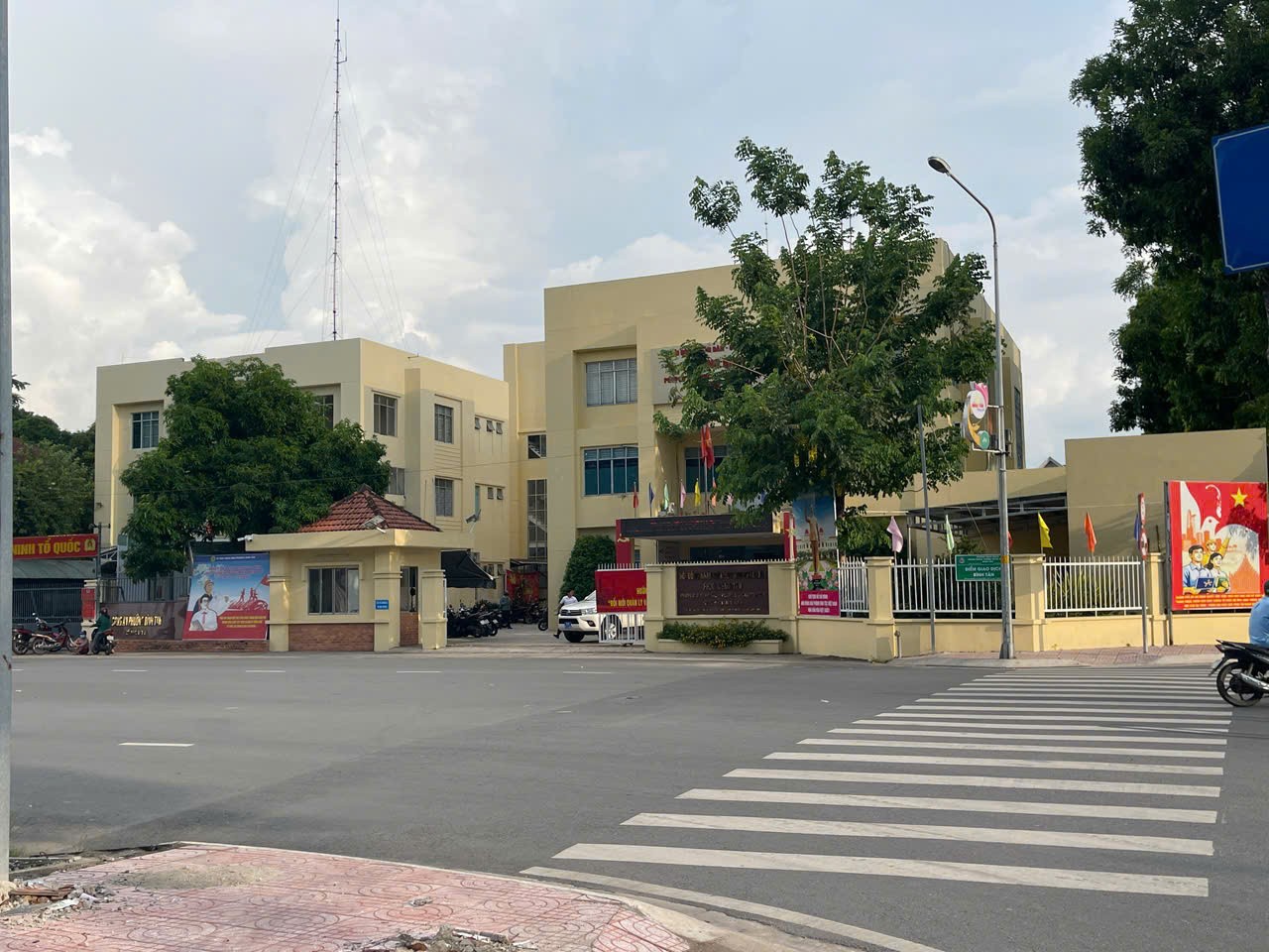 BÁN GẤP CĂN CHUNG CƯ GREEN TOWN BÌNH TÂN 2PN+1NVS 2 TỶ 2 4