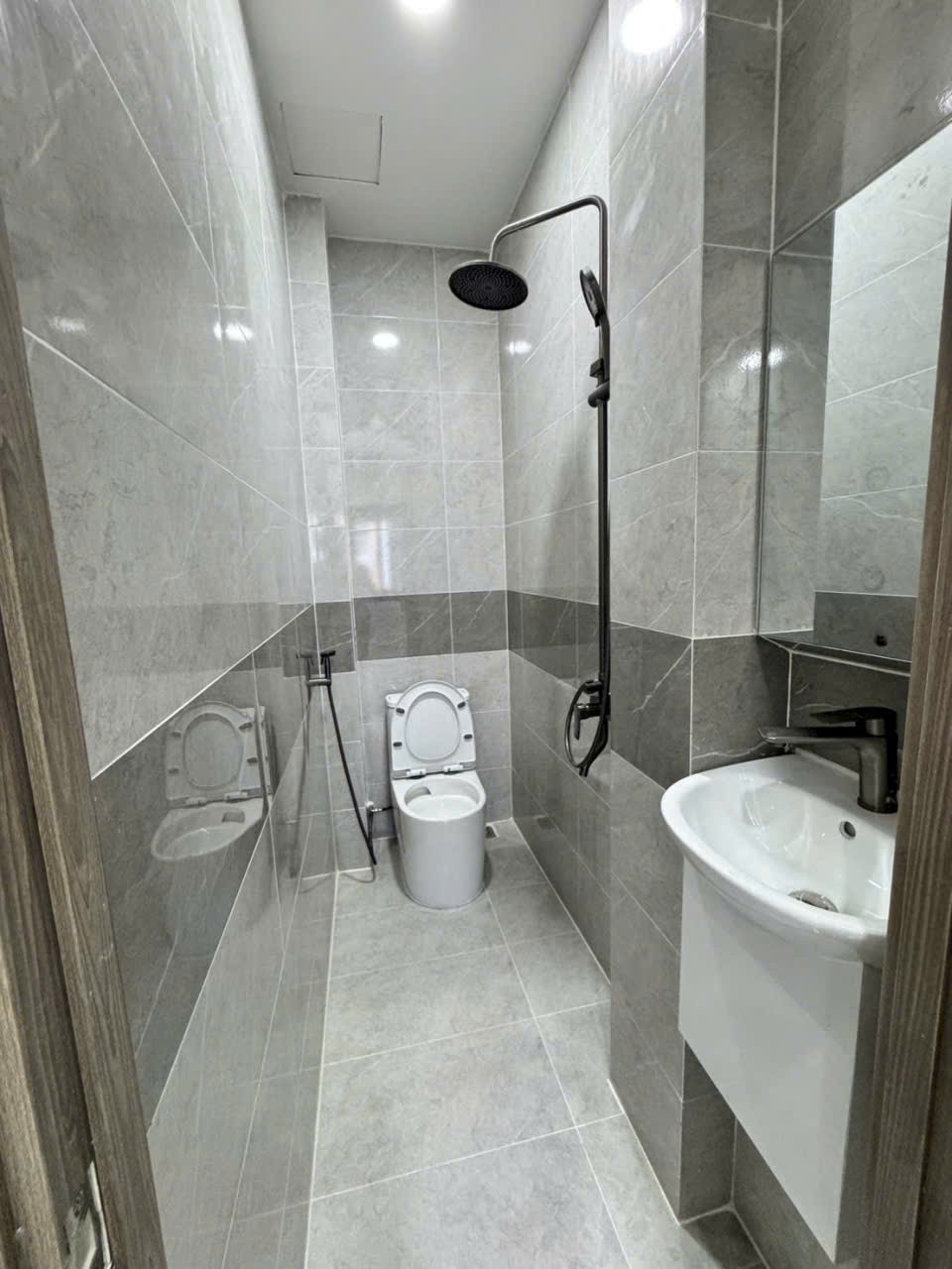 Bán nhà hẻm Chiến Lược, Bình Trị Đông dt 48m2 , 4 lầu,5pn,6wc giá 7,8 tỷ 13