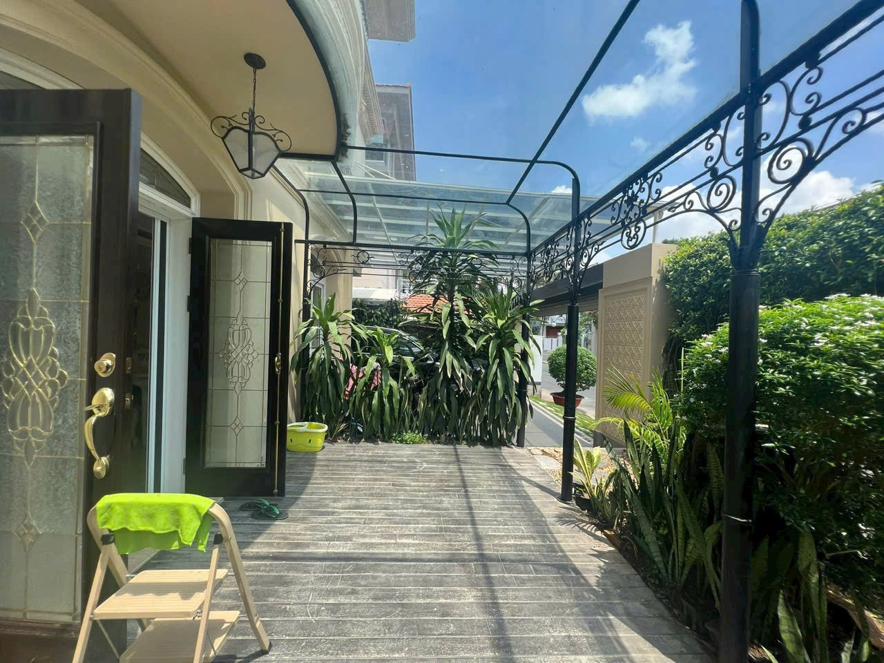 Cho thuê Biệt thự Phường Phú Mỹ, Quận 7, Diện tích 360m², Giá 120 Triệu/tháng 12