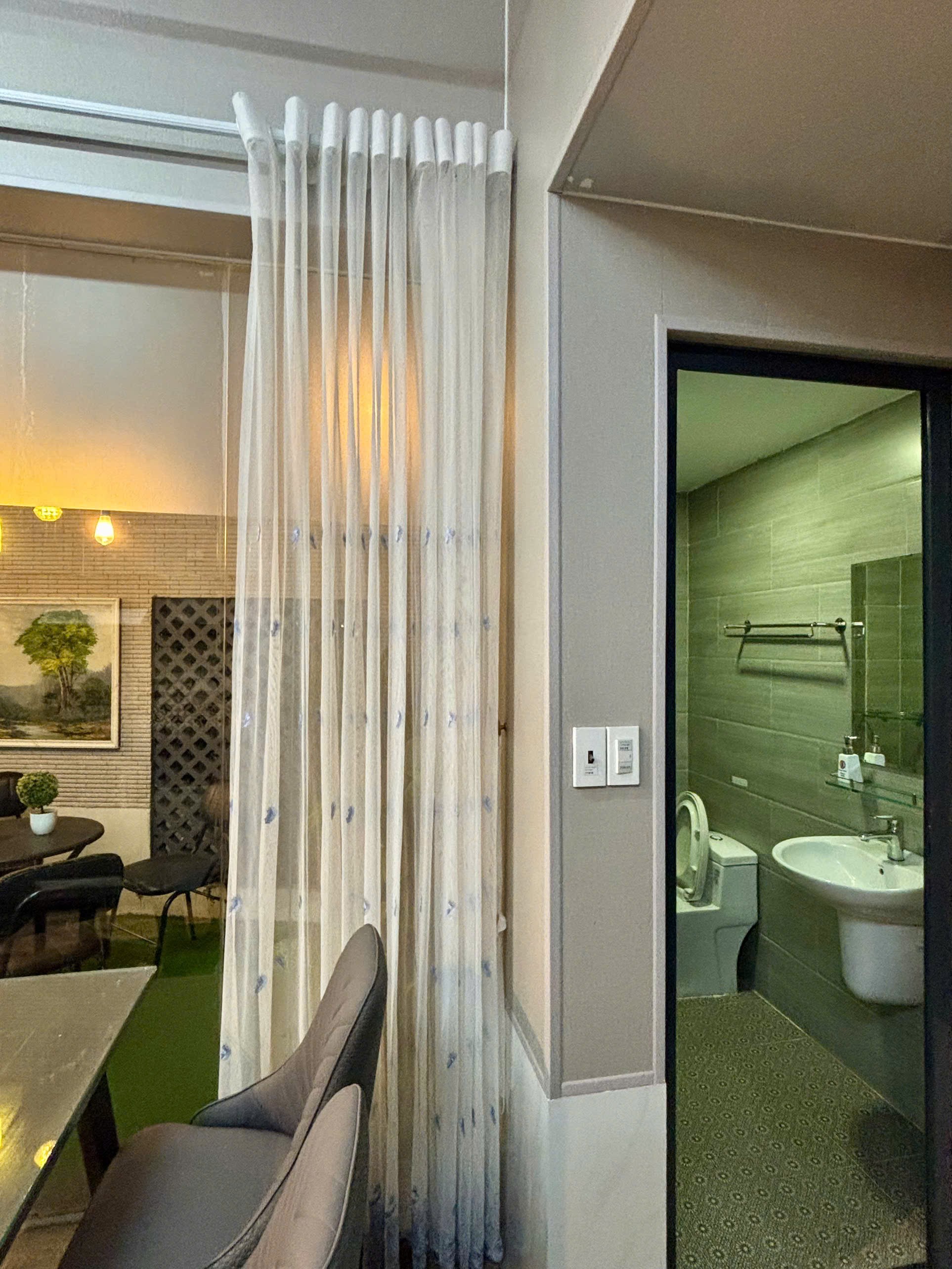 Cho thuê nhà mặt tiền đường Phạm Cự Lượng, Sơn Trà, Đà Nẵng, diện tích 240 m² căn góc 2 mặt tiền 5
