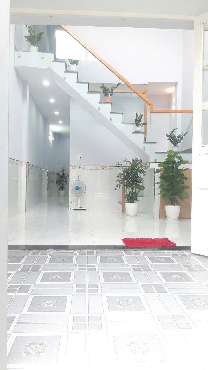 Bán nhà hẻm Liên Khu 4-5, gần chợ Bình Thành, Bình Hưng Hòa B dt 56m2 ,1 lửng , 3pn,2wc giá 4,5 tỷ 3
