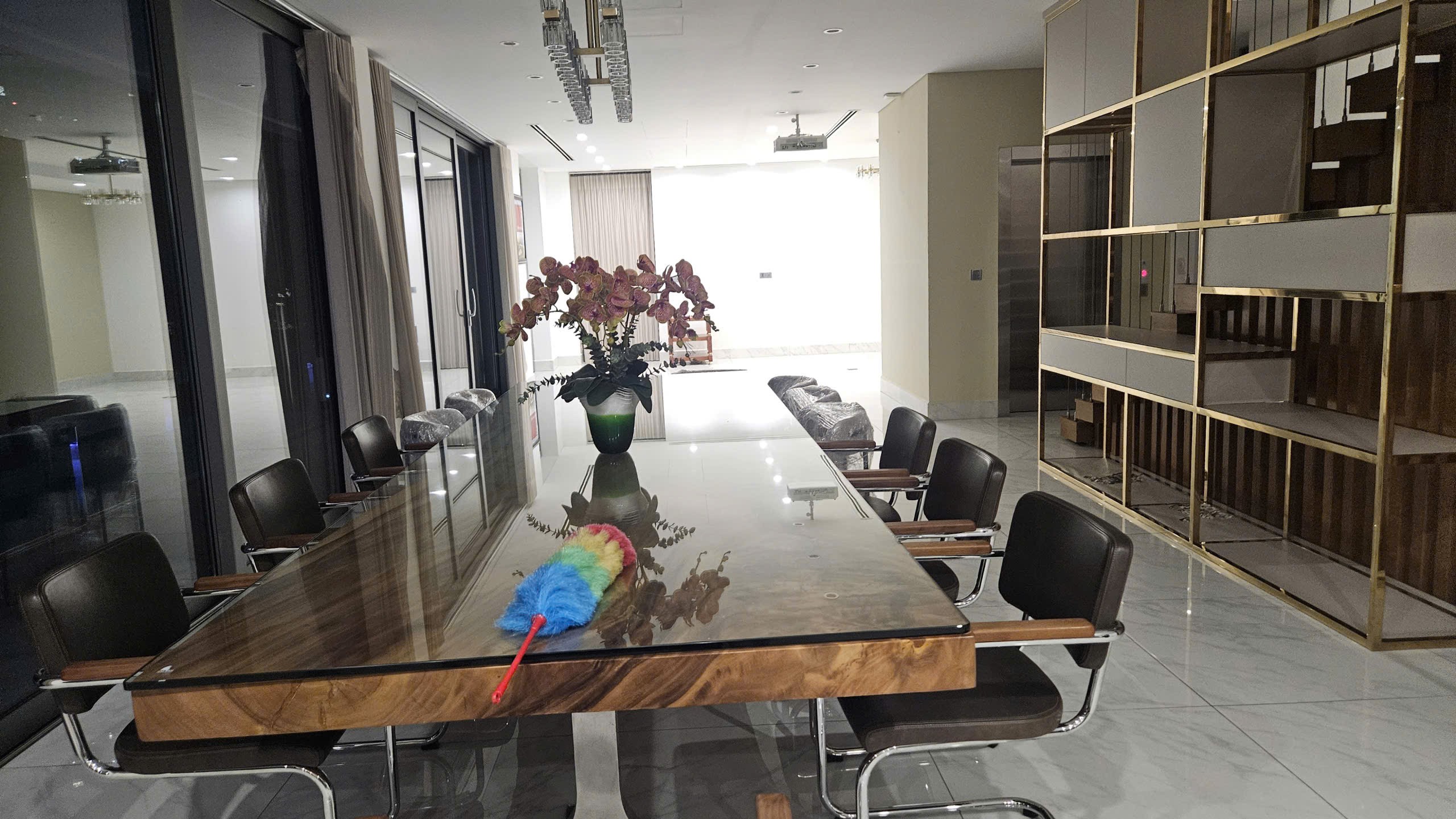 Cho thuê Biệt thự Phường Thảo Điền, Quận 2, Diện tích 764m², Giá Thương lượng 3