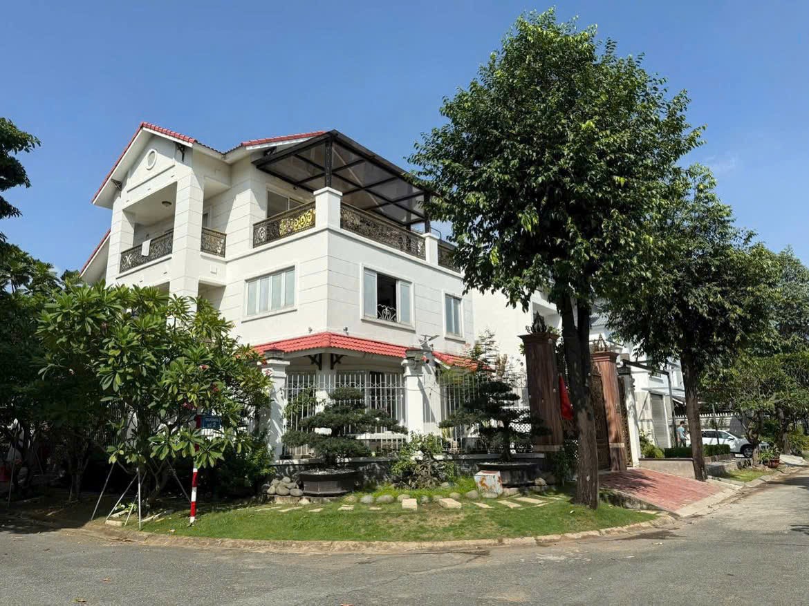 Cần bán Biệt thự Quận 7, Hồ Chí Minh, Diện tích 248m², Giá 60 Tỷ 7