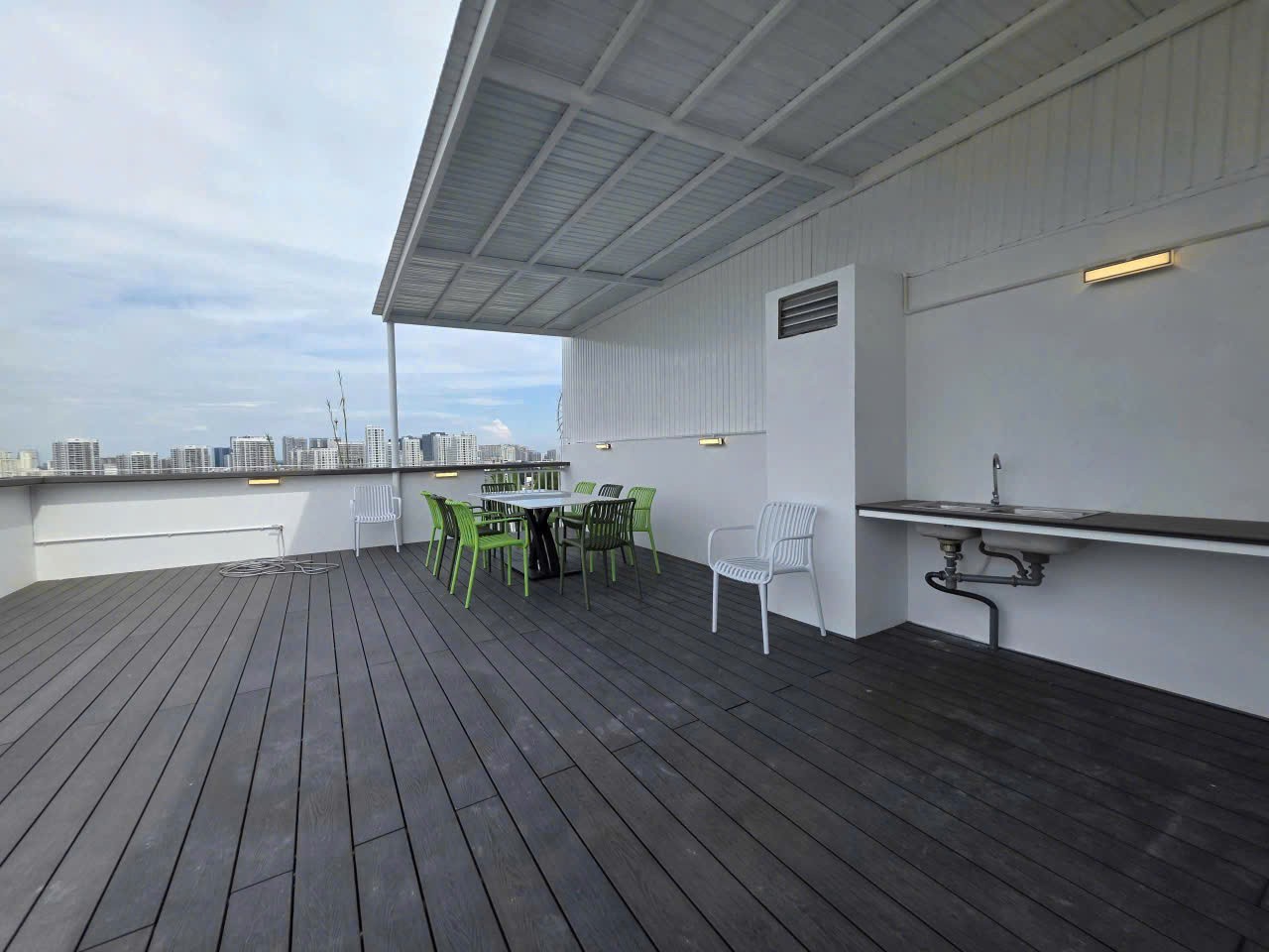 Cho thuê Biệt thự Phường Phú Mỹ, Quận 7, Diện tích 300m², Giá Thương lượng 14