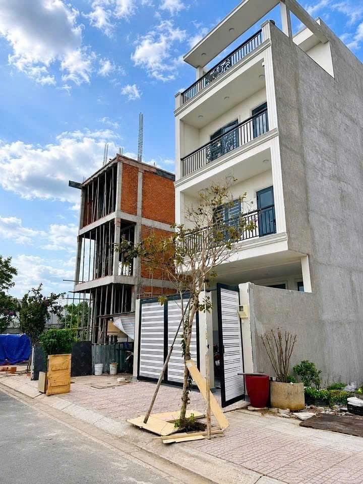Cần bán Nhà mặt tiền Quận 2, Hồ Chí Minh, Diện tích 90m², Giá 09 Tỷ 3