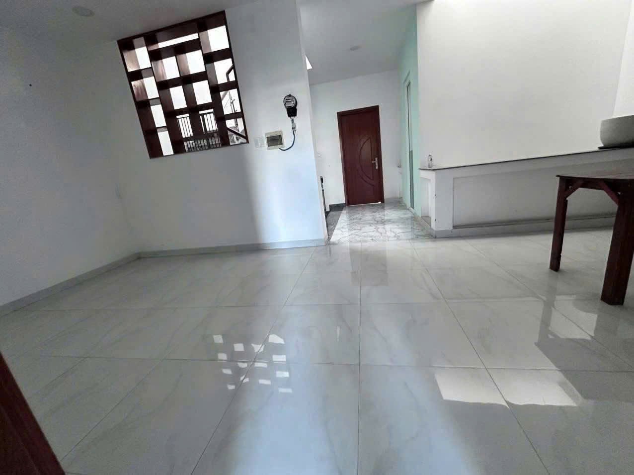 Cho thuê Nhà mặt tiền Phường Phước Long B, Quận 9, Diện tích 175m², Giá 42 Triệu/tháng 3