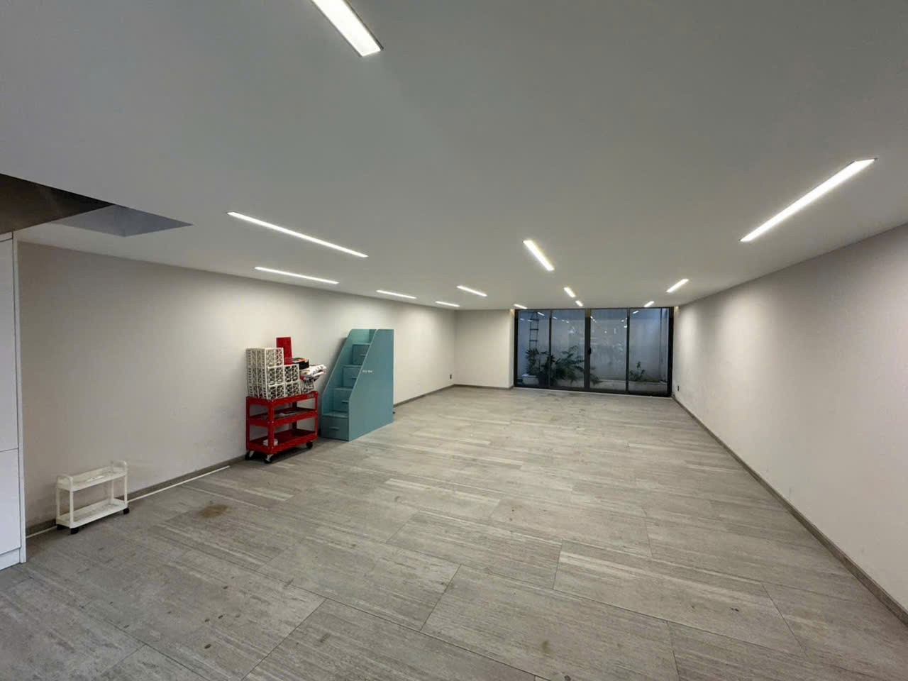 Cho thuê Nhà mặt tiền Phường Tân Hưng, Quận 7, Diện tích 111m², Giá Thương lượng 7